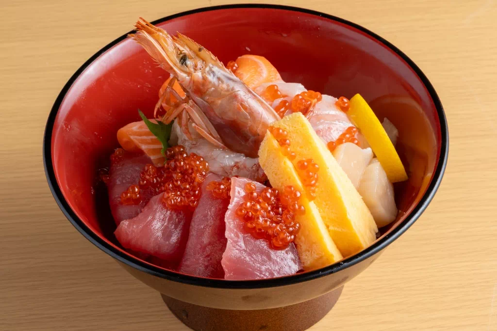 寿司と炉端 まぶしい ｜ SYMBA BASE ｜ 那覇市牧志発の食のカーニバル